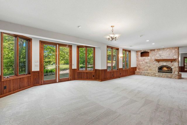 364 LEDGEWOOD DRIVE, Fond Du Lac, WI 54937