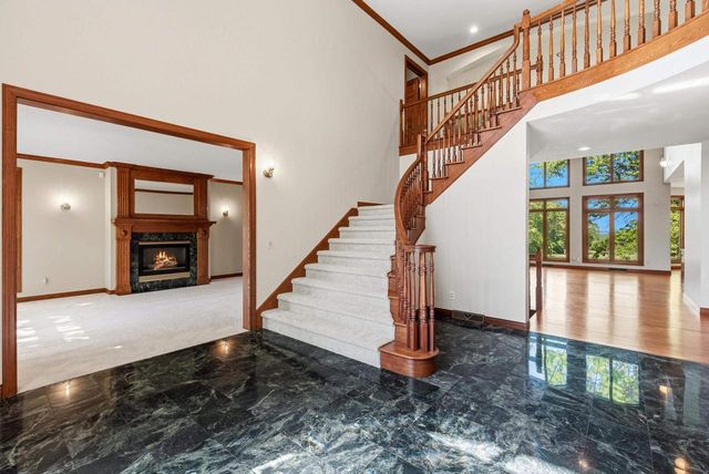 364 LEDGEWOOD DRIVE, Fond Du Lac, WI 54937