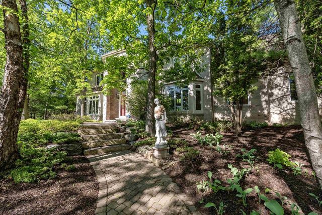 364 LEDGEWOOD DRIVE, Fond Du Lac, WI 54937
