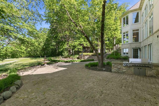 364 LEDGEWOOD DRIVE, Fond Du Lac, WI 54937