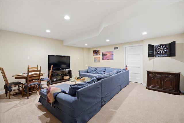 5226 Ninebark Drive, Fitchburg, WI 53711