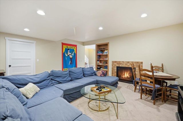 5226 Ninebark Drive, Fitchburg, WI 53711