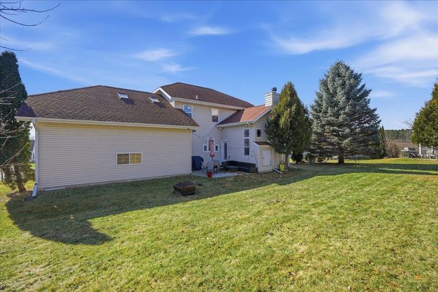 5226 Ninebark Drive, Fitchburg, WI 53711