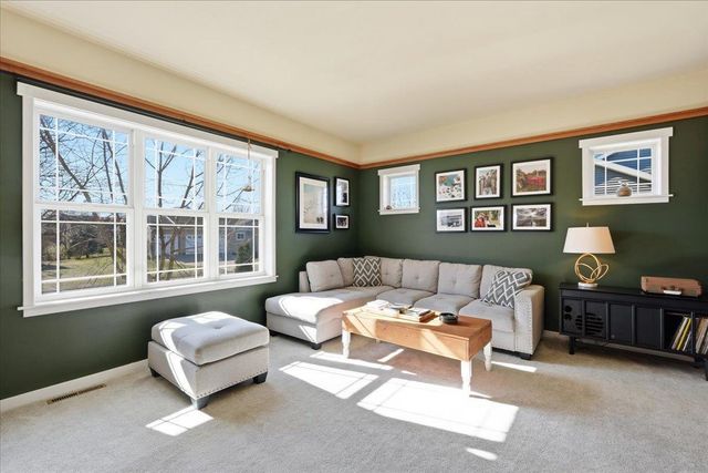 5226 Ninebark Drive, Fitchburg, WI 53711