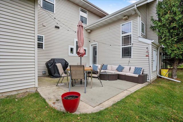 5226 Ninebark Drive, Fitchburg, WI 53711