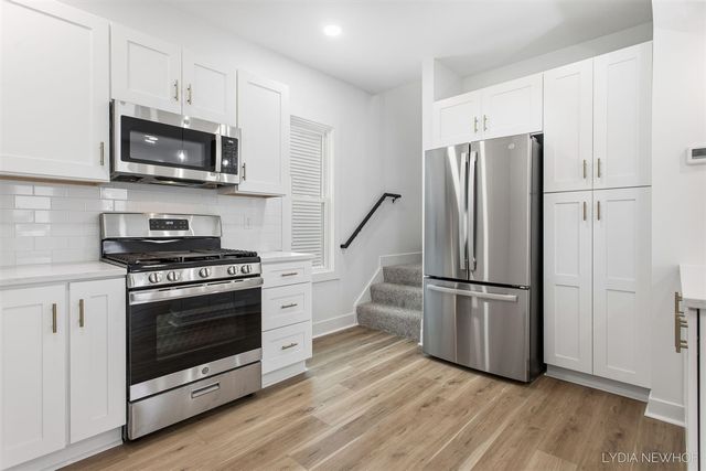 156 W 19th Street, Holland, MI 49423