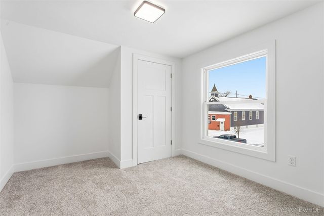 156 W 19th Street, Holland, MI 49423