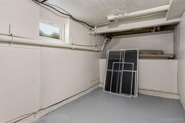 156 W 19th Street, Holland, MI 49423