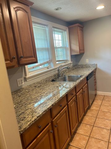 79 Orchard 2, Watertown, MA 02472
