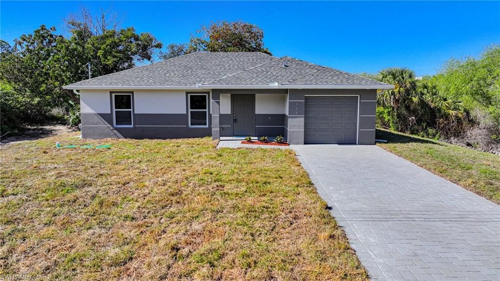 524 Empire AVE S, Lehigh Acres, FL 33974