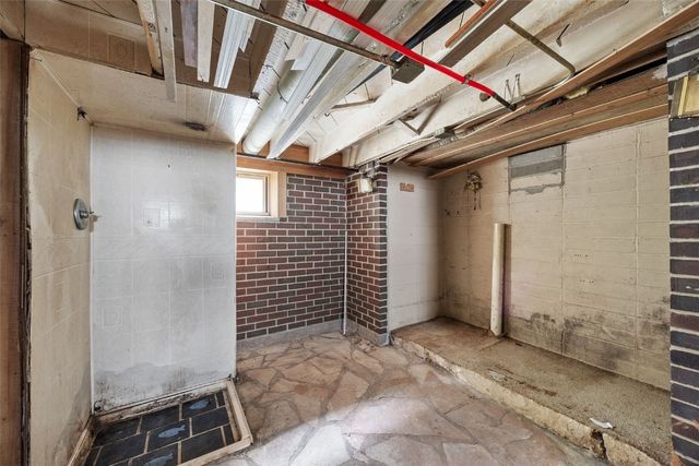 414 18th SE Street, Cedar Rapids, IA 52403