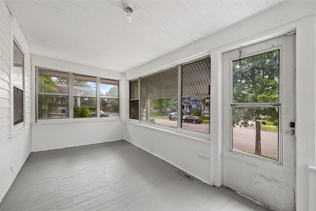 414 18th SE Street, Cedar Rapids, IA 52403