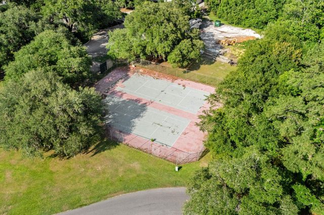 200 Joanna Gillard Ln., Georgetown, SC 29440