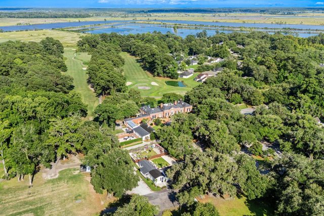 200 Joanna Gillard Ln., Georgetown, SC 29440
