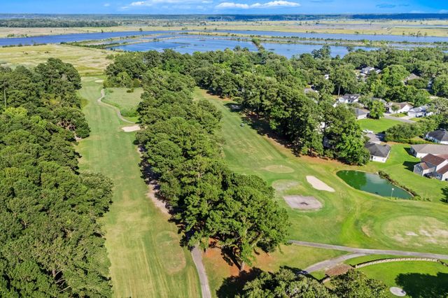 200 Joanna Gillard Ln., Georgetown, SC 29440