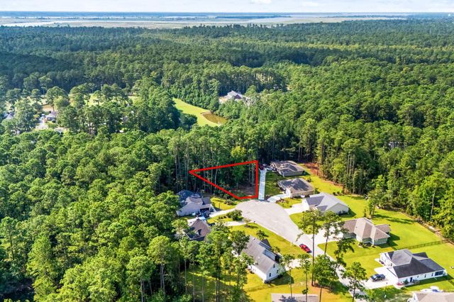 200 Joanna Gillard Ln., Georgetown, SC 29440