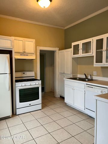 401 N Byers Avenue, Joplin, MO 64801