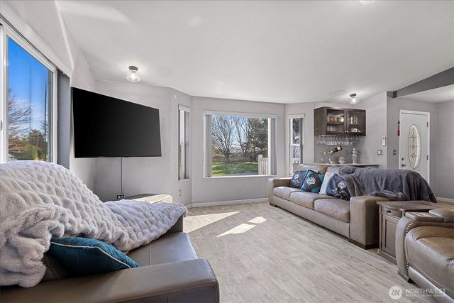 17771 Dunbar Road, Mount Vernon, WA 98273