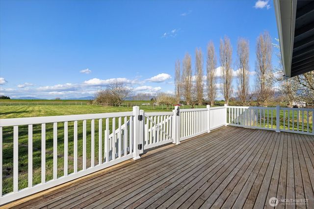 17771 Dunbar Road, Mount Vernon, WA 98273