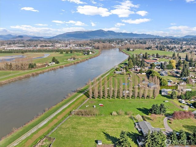 17771 Dunbar Road, Mount Vernon, WA 98273