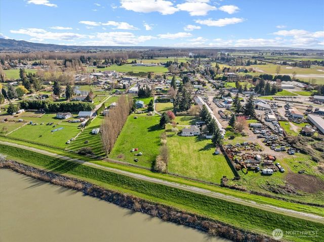 17771 Dunbar Road, Mount Vernon, WA 98273