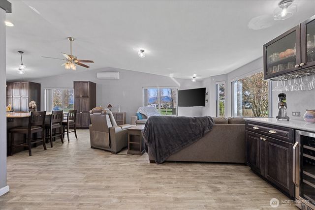 17771 Dunbar Road, Mount Vernon, WA 98273