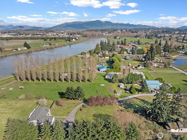 17771 Dunbar Road, Mount Vernon, WA 98273