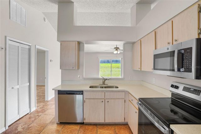 114 OXFORD ROAD, Davenport, FL 33896
