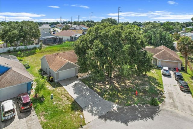 114 OXFORD ROAD, Davenport, FL 33896