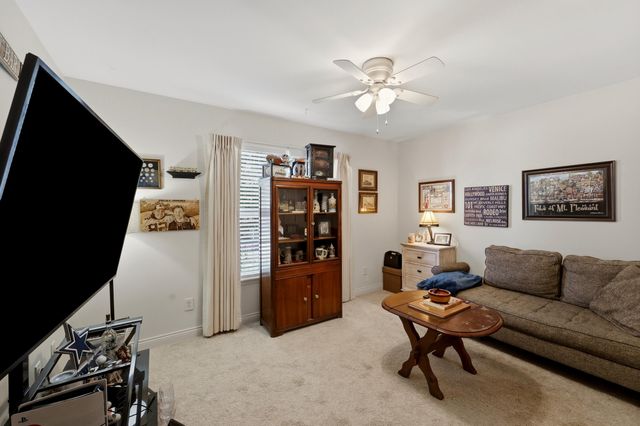 105 Wild Cherry Way, Frankfort, KY 40601