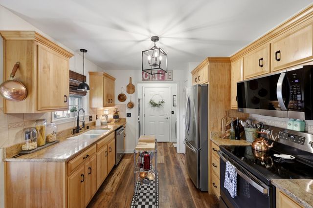 105 Wild Cherry Way, Frankfort, KY 40601