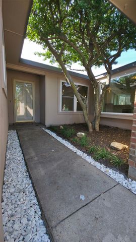 10016 Buffalo Grove Road, Fort Worth, TX 76108