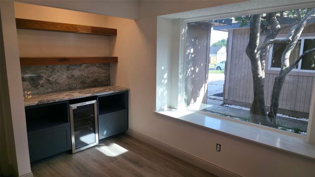 10016 Buffalo Grove Road, Fort Worth, TX 76108