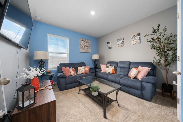 928 AUGUST SKY DRIVE, Deltona, FL 32738