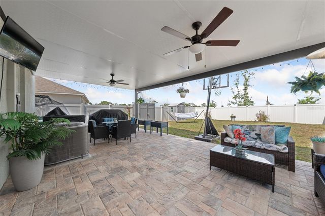 928 AUGUST SKY DRIVE, Deltona, FL 32738