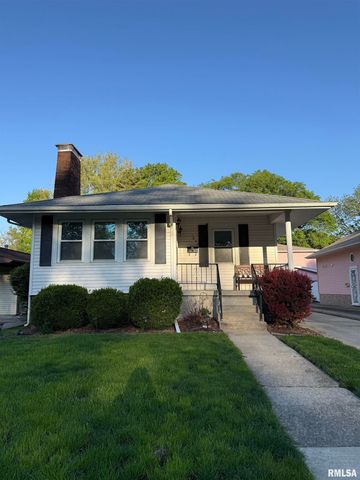 1833 S DOUGLAS Avenue, Springfield, IL 62704