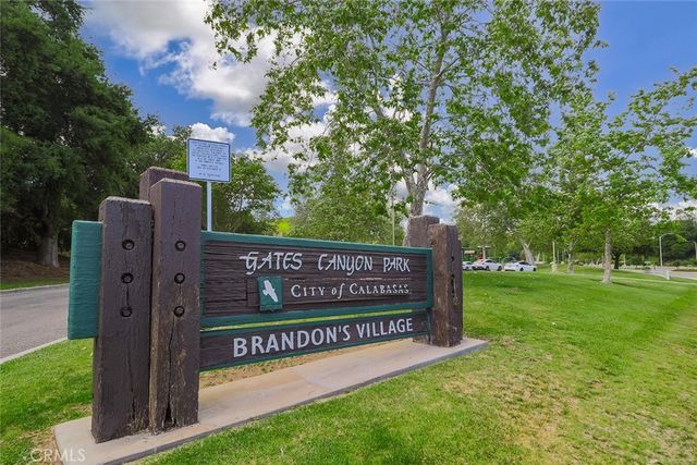 5856 Greenview Rd, Calabasas, CA 91302