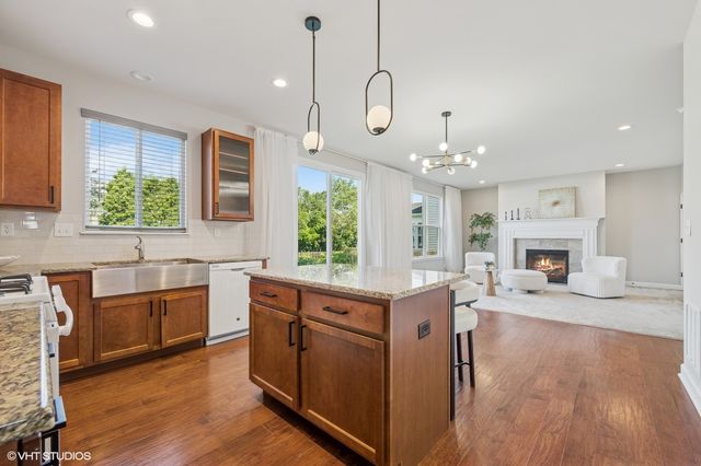 130 Gala Drive, Mundelein, IL 60060