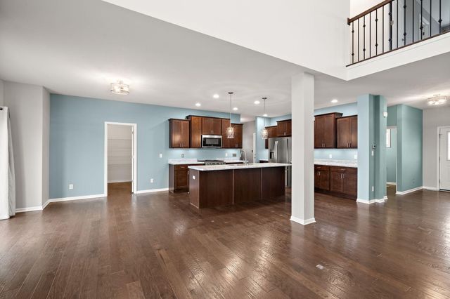 727 E 118th Avenue, Crown Point, IN 46307