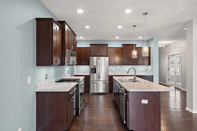 727 E 118th Avenue, Crown Point, IN 46307