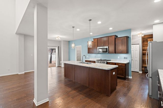 727 E 118th Avenue, Crown Point, IN 46307