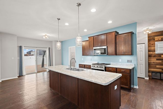 727 E 118th Avenue, Crown Point, IN 46307