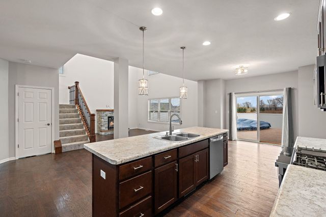 727 E 118th Avenue, Crown Point, IN 46307