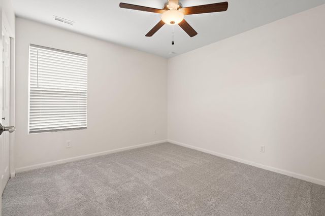 727 E 118th Avenue, Crown Point, IN 46307