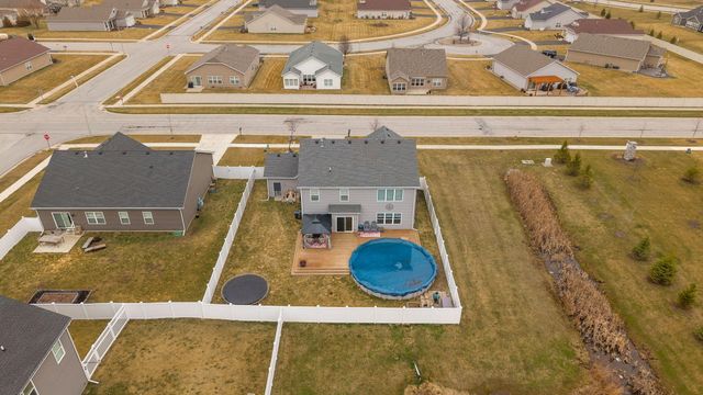 727 E 118th Avenue, Crown Point, IN 46307