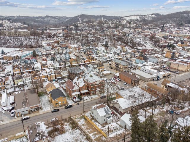 400 Broadway Ave, Mckees Rocks, PA 15136