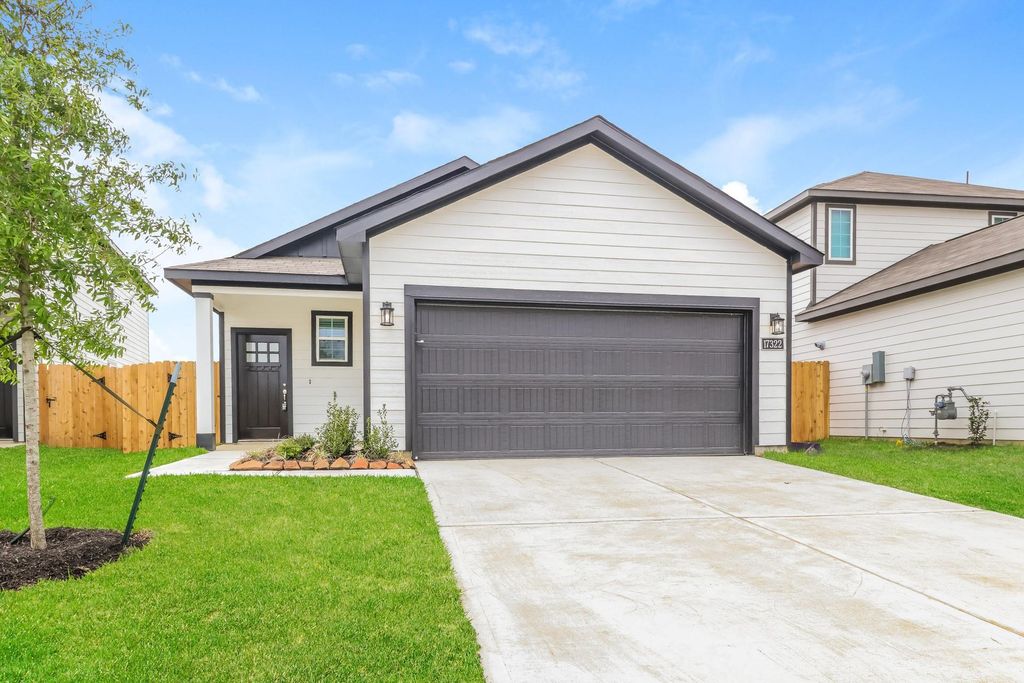 17322 Gentle Doves Drive, Waller, TX 77484