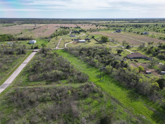 8001 Big Water Lane, Kemp, TX 75143