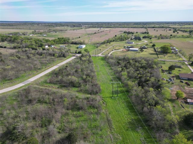 8001 Big Water Lane, Kemp, TX 75143