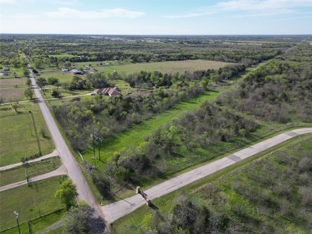 8001 Big Water Lane, Kemp, TX 75143